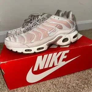 Nike Shoes Nike Air Max Plus Velvet Particle Rose W With